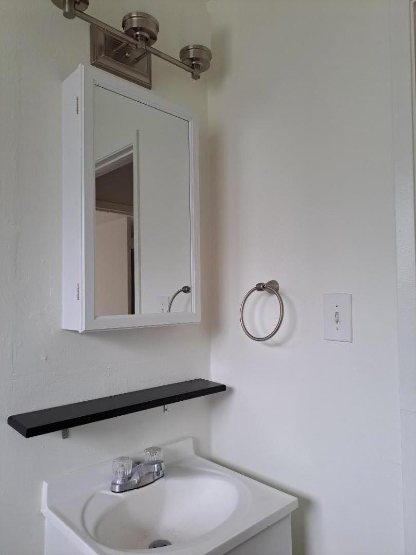 Detail Gallery Image 24 of 29 For 5963 Maccall, Oakland,  CA 94609 - – Beds | – Baths