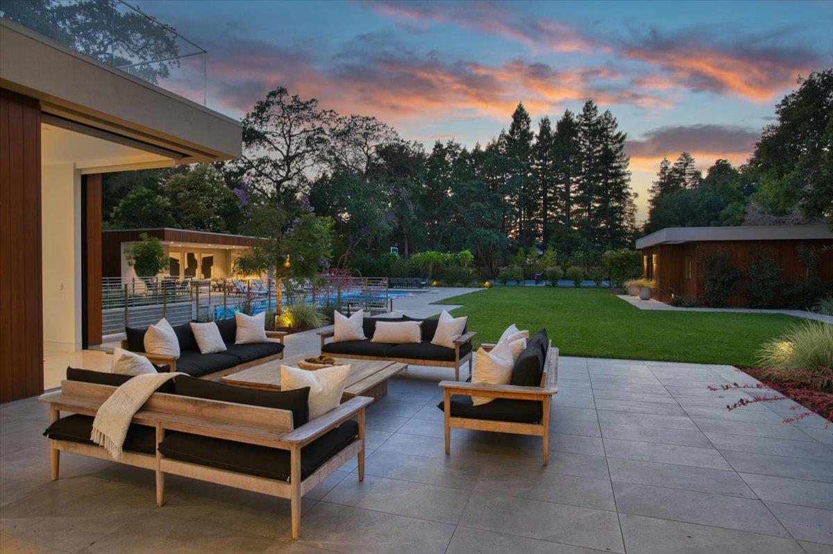 Detail Gallery Image 101 of 143 For 88 Tuscaloosa Ave, Atherton,  CA 94027 - 9 Beds | 12/3 Baths