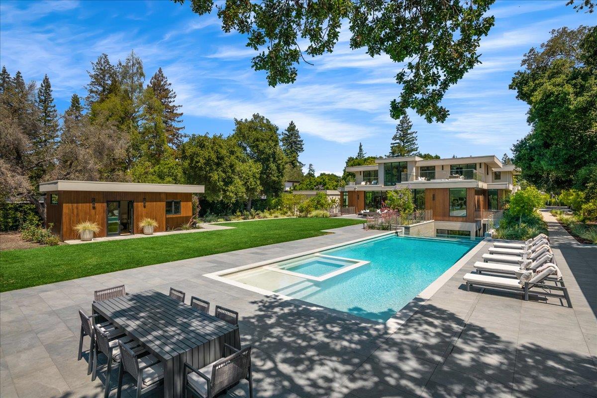 Detail Gallery Image 113 of 143 For 88 Tuscaloosa Ave, Atherton,  CA 94027 - 9 Beds | 12/3 Baths