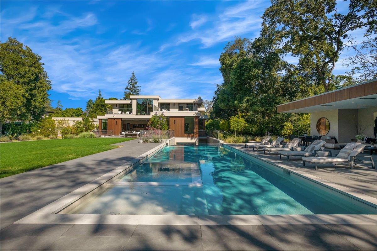 Detail Gallery Image 120 of 143 For 88 Tuscaloosa Ave, Atherton,  CA 94027 - 9 Beds | 12/3 Baths