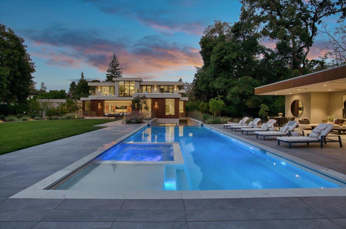 Detail Gallery Image 121 of 143 For 88 Tuscaloosa Ave, Atherton,  CA 94027 - 9 Beds | 12/3 Baths