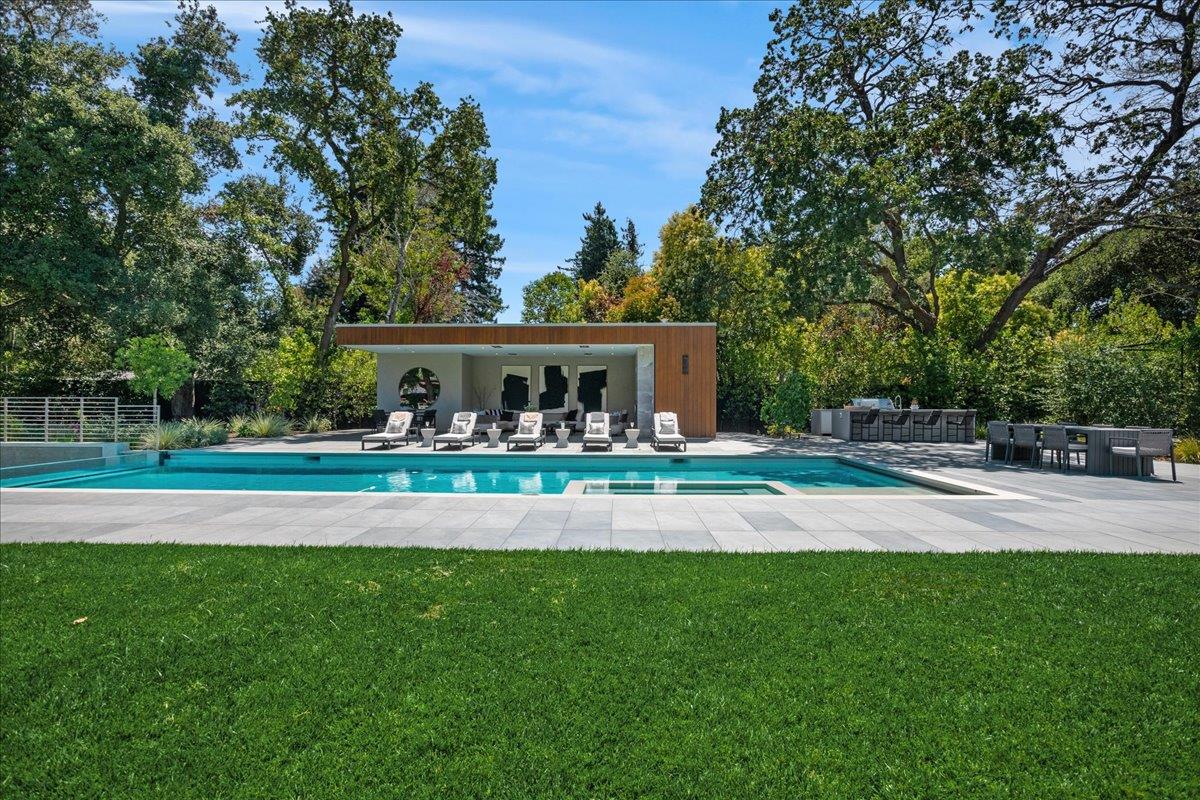 Detail Gallery Image 126 of 143 For 88 Tuscaloosa Ave, Atherton,  CA 94027 - 9 Beds | 12/3 Baths