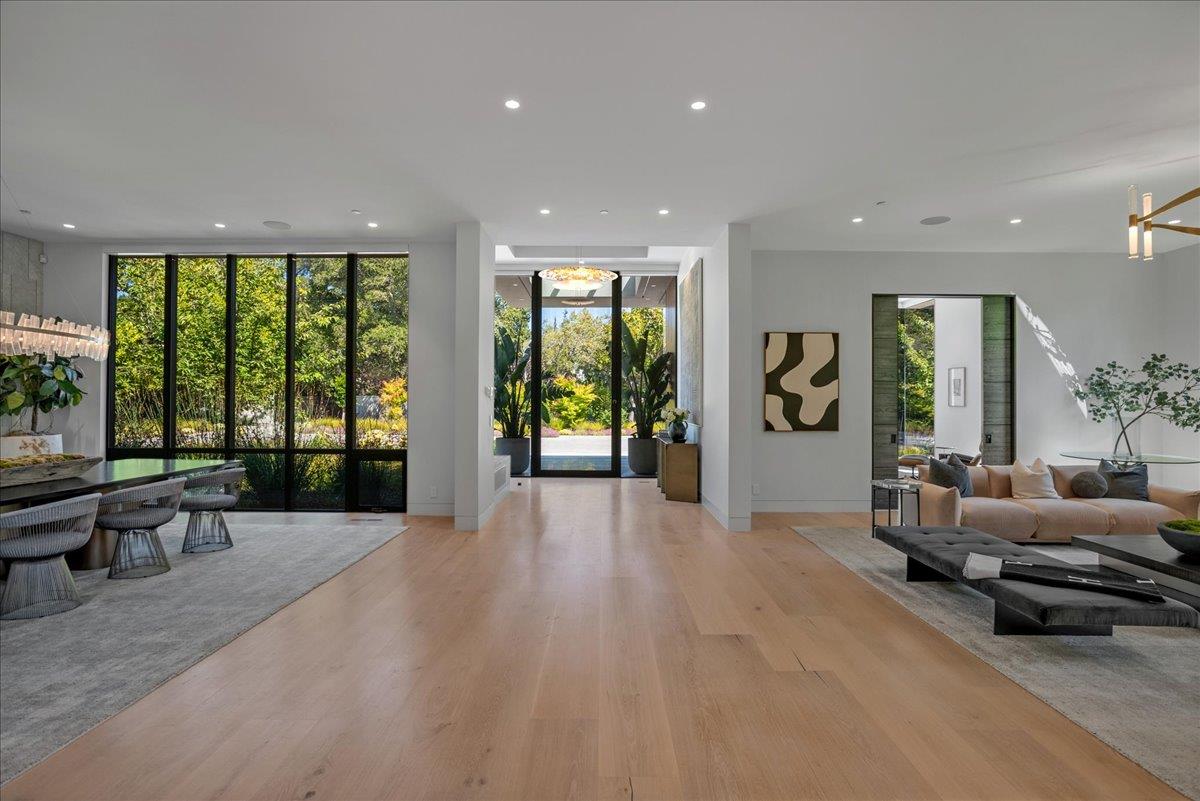 Detail Gallery Image 22 of 143 For 88 Tuscaloosa Ave, Atherton,  CA 94027 - 9 Beds | 12/3 Baths