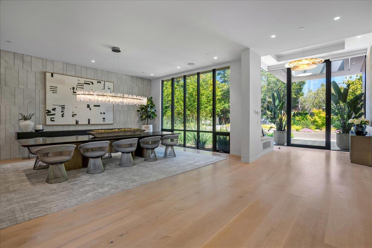 Detail Gallery Image 25 of 143 For 88 Tuscaloosa Ave, Atherton,  CA 94027 - 9 Beds | 12/3 Baths