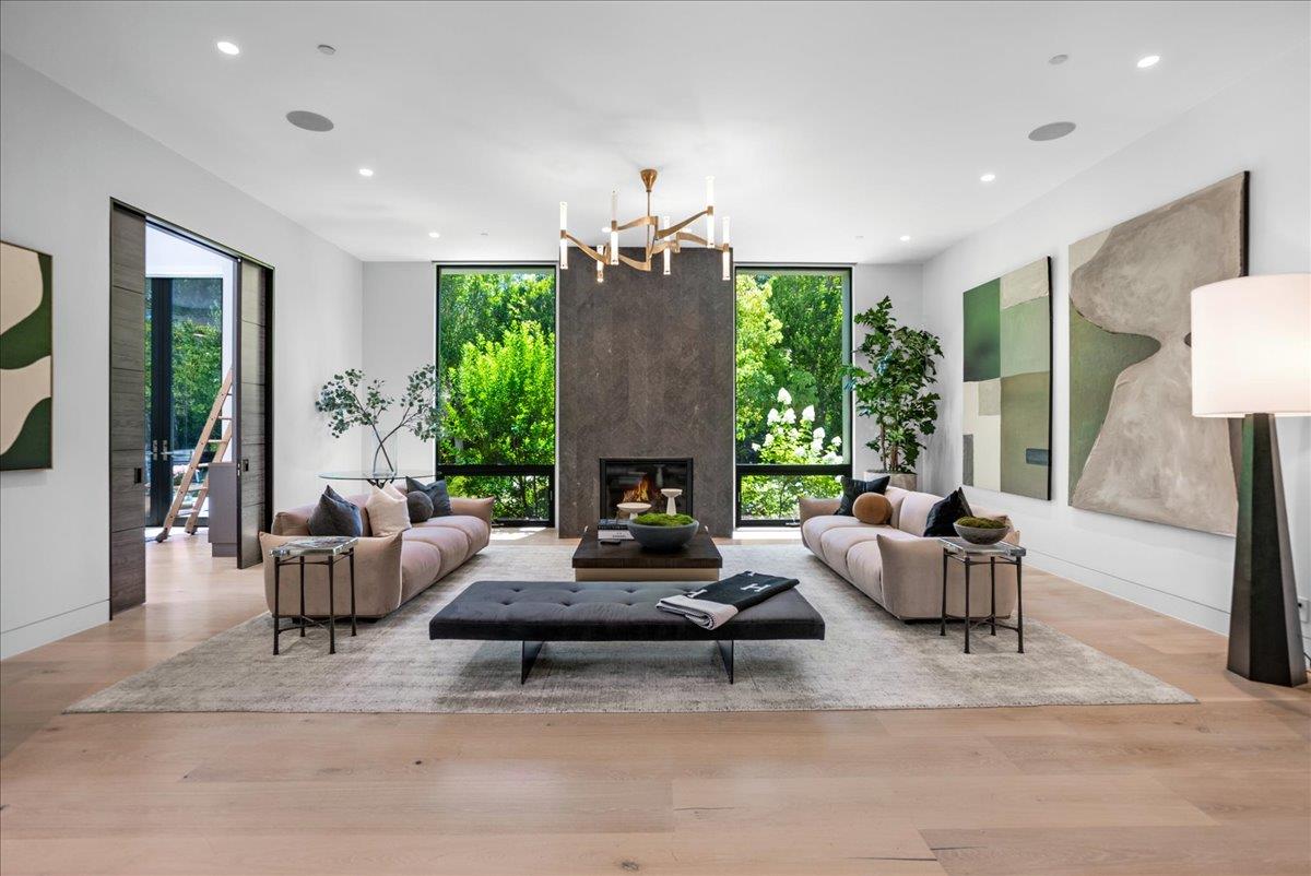 Detail Gallery Image 27 of 143 For 88 Tuscaloosa Ave, Atherton,  CA 94027 - 9 Beds | 12/3 Baths