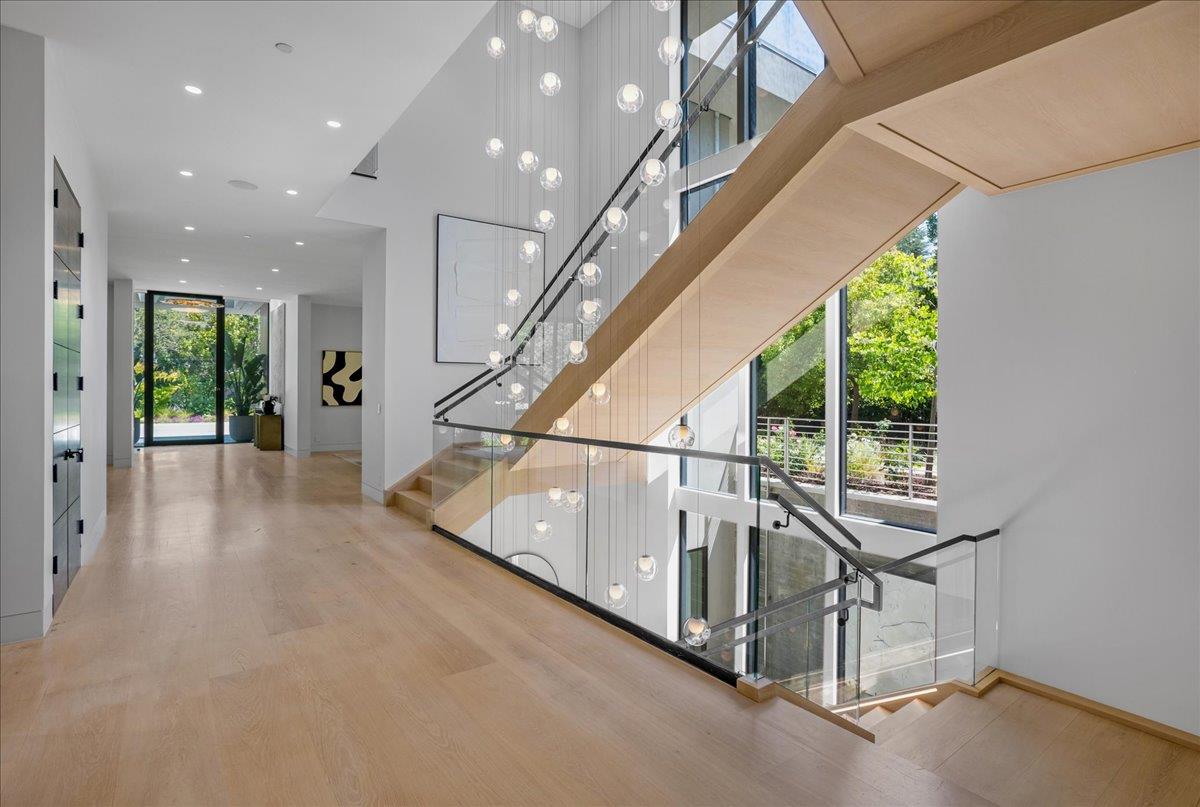 Detail Gallery Image 38 of 143 For 88 Tuscaloosa Ave, Atherton,  CA 94027 - 9 Beds | 12/3 Baths