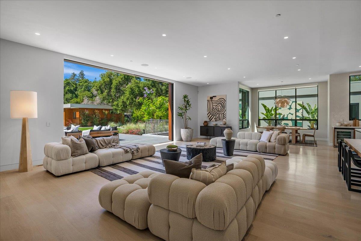 Detail Gallery Image 41 of 143 For 88 Tuscaloosa Ave, Atherton,  CA 94027 - 9 Beds | 12/3 Baths