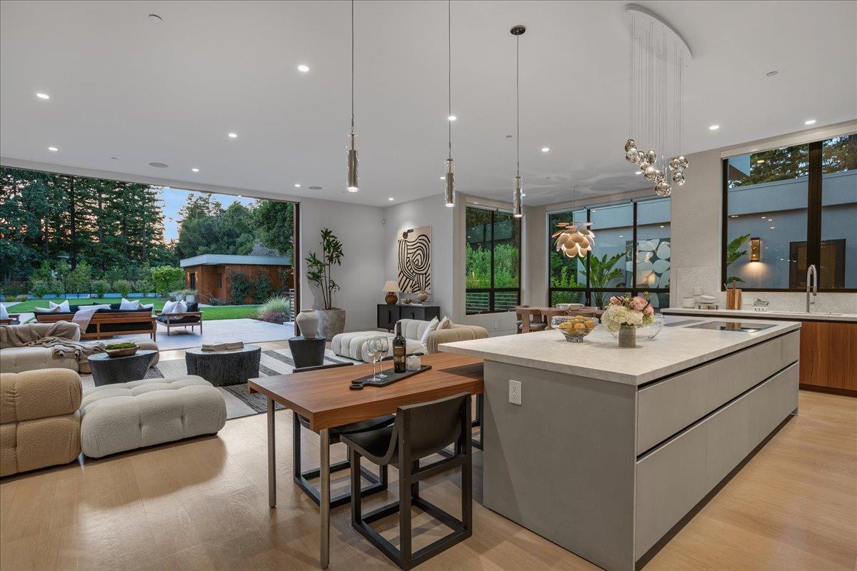 Detail Gallery Image 43 of 143 For 88 Tuscaloosa Ave, Atherton,  CA 94027 - 9 Beds | 12/3 Baths