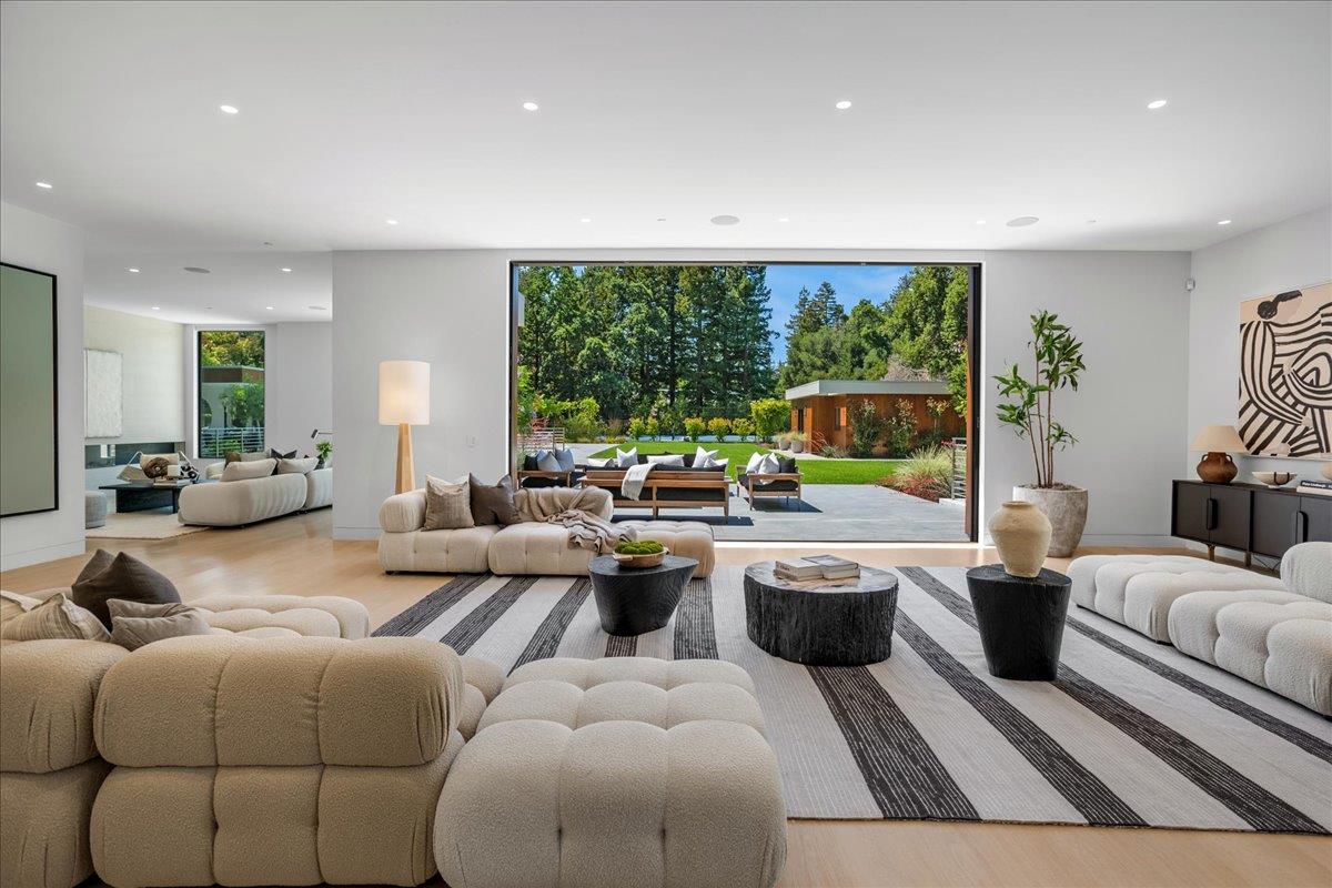 Detail Gallery Image 45 of 143 For 88 Tuscaloosa Ave, Atherton,  CA 94027 - 9 Beds | 12/3 Baths