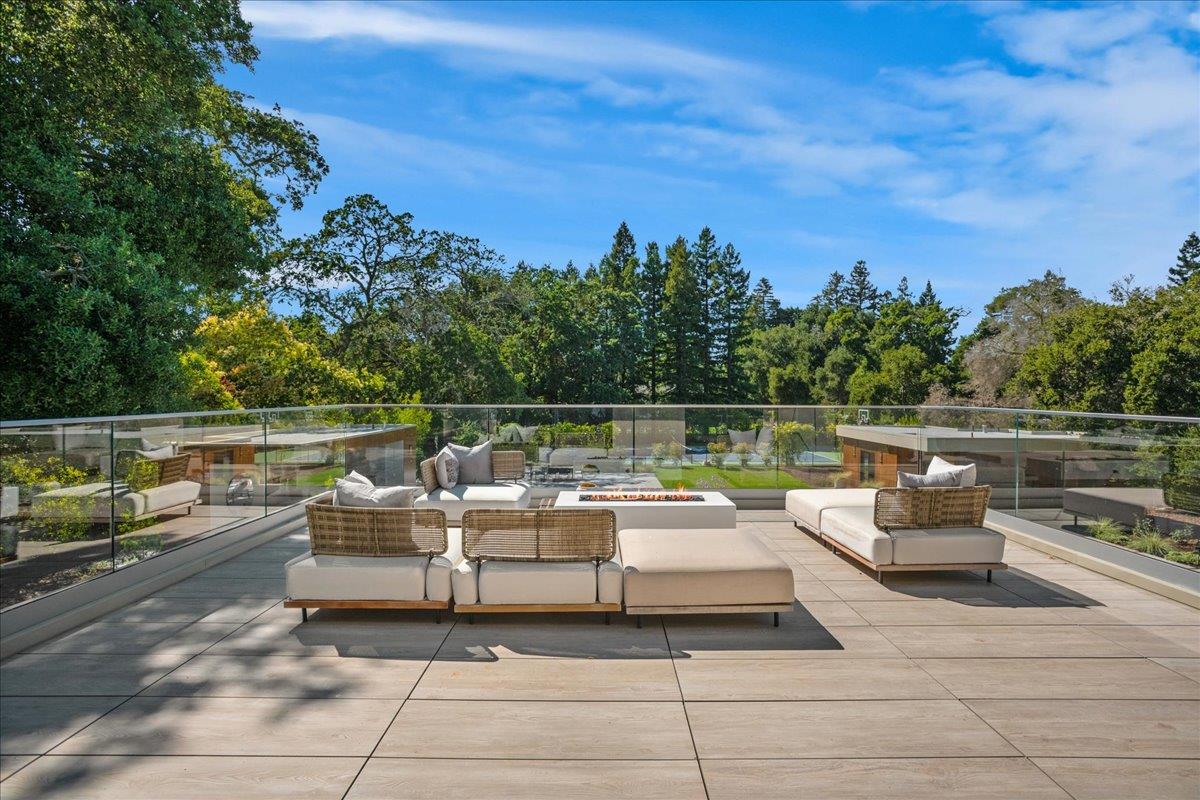 Detail Gallery Image 92 of 143 For 88 Tuscaloosa Ave, Atherton,  CA 94027 - 9 Beds | 12/3 Baths