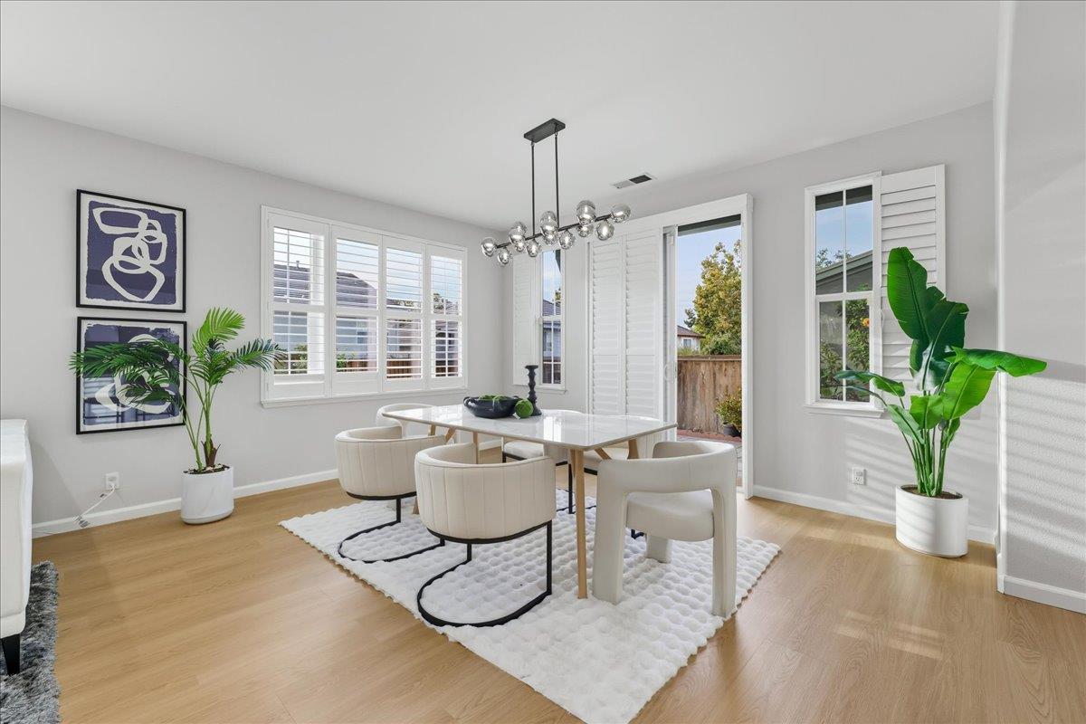 Detail Gallery Image 11 of 60 For 3301 Villa Contessa Ct, San Jose,  CA 95135 - 3 Beds | 3 Baths