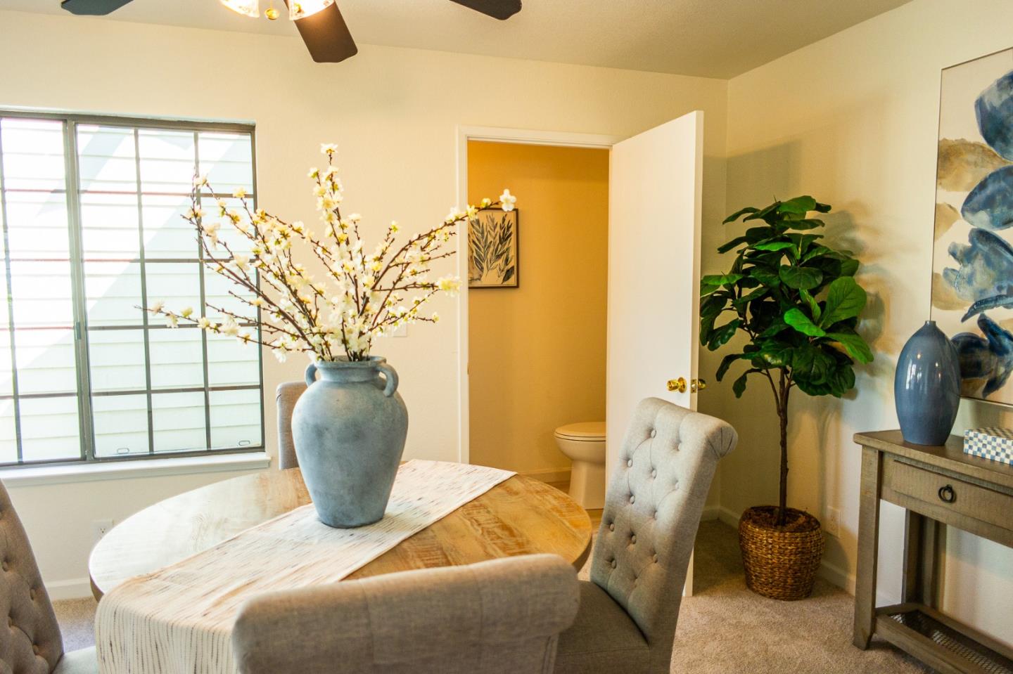 Detail Gallery Image 14 of 39 For 1060 Sunbird Dr, Watsonville,  CA 95076 - 2 Beds | 2/1 Baths