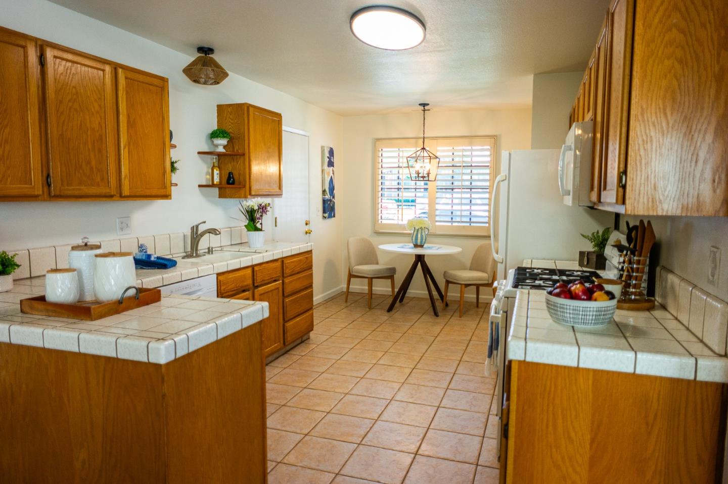 Detail Gallery Image 18 of 39 For 1060 Sunbird Dr, Watsonville,  CA 95076 - 2 Beds | 2/1 Baths