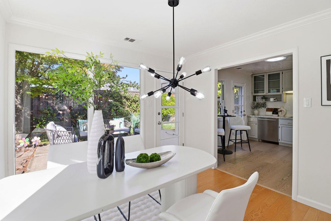 Detail Gallery Image 14 of 35 For 516 Middlesex Rd, Belmont,  CA 94002 - 3 Beds | 1 Baths