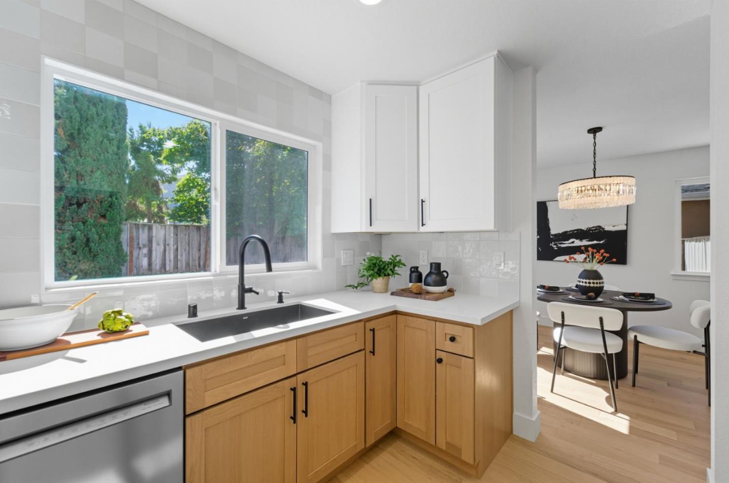 Detail Gallery Image 12 of 36 For 4512 Macbeth Ave, Fremont,  CA 94555 - 4 Beds | 2/1 Baths