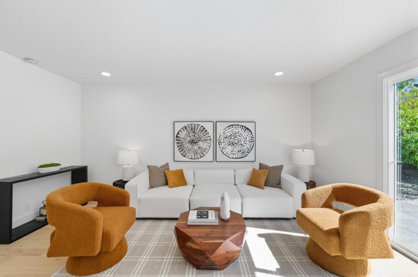 Detail Gallery Image 14 of 36 For 4512 Macbeth Ave, Fremont,  CA 94555 - 4 Beds | 2/1 Baths