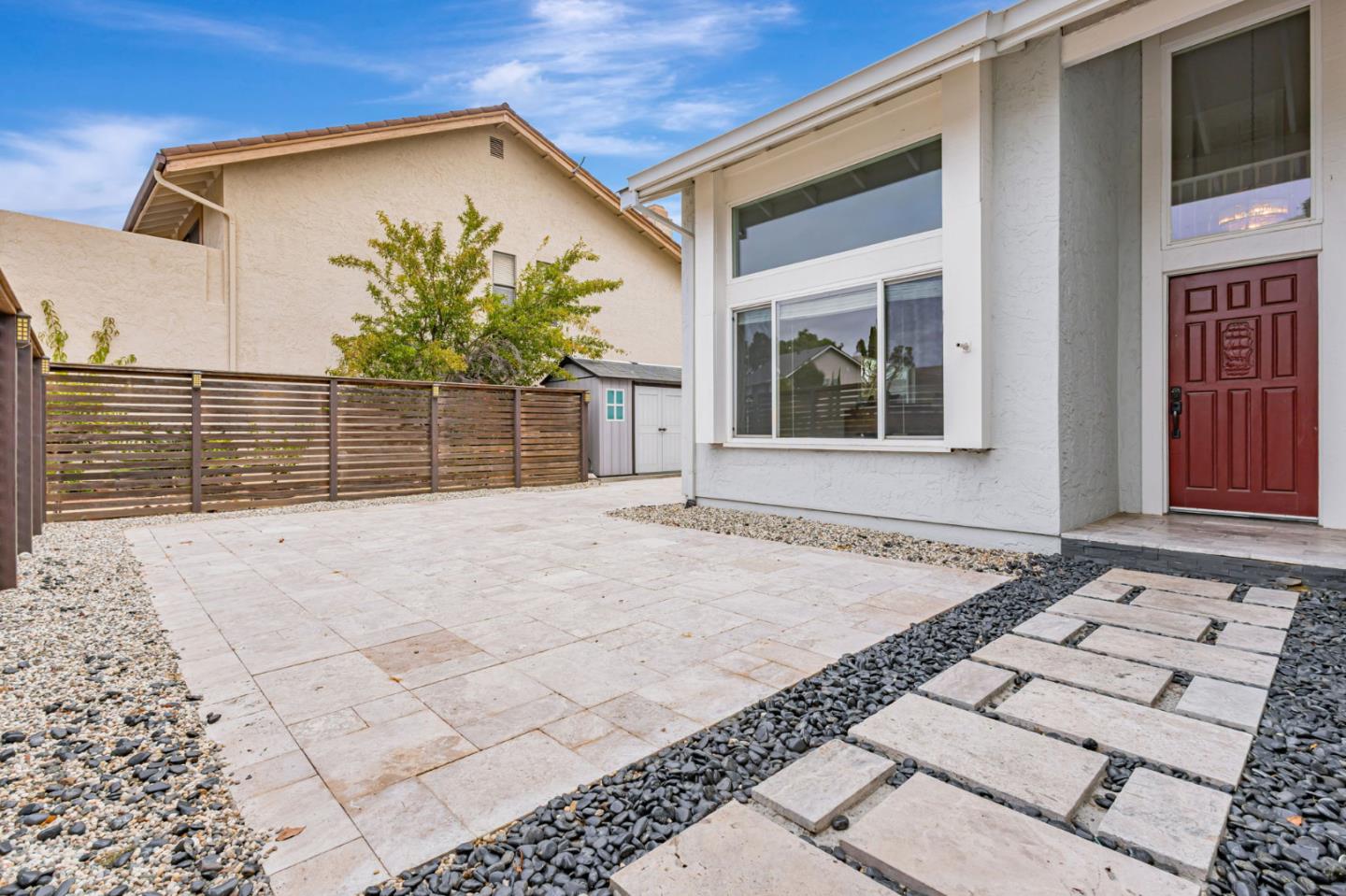 Detail Gallery Image 5 of 61 For 578 Seahorse Ln, Redwood City,  CA 94065 - 4 Beds | 2/1 Baths