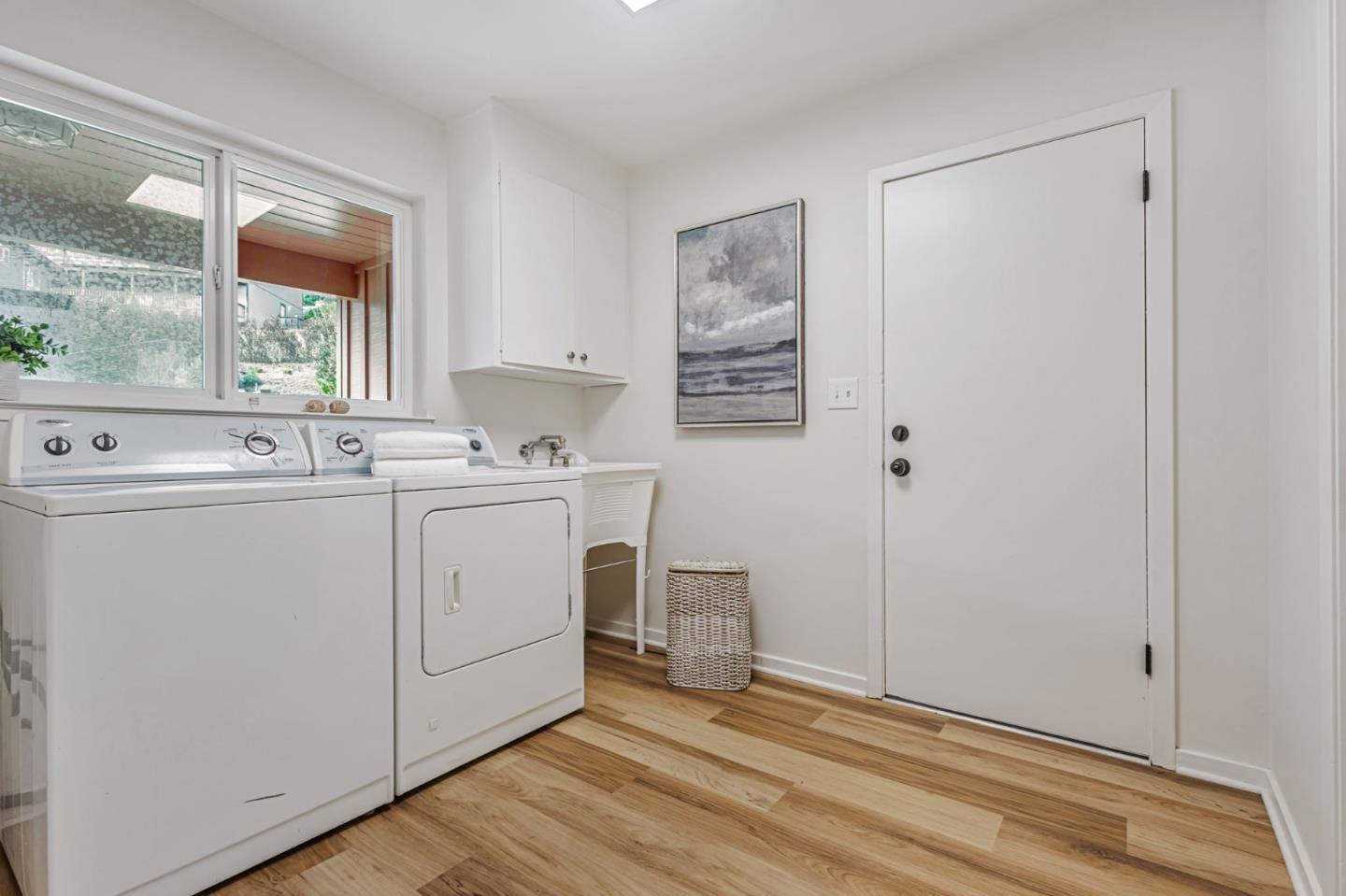 Detail Gallery Image 19 of 68 For 239 San Pedro Ave, Pacifica,  CA 94044 - 4 Beds | 2/1 Baths