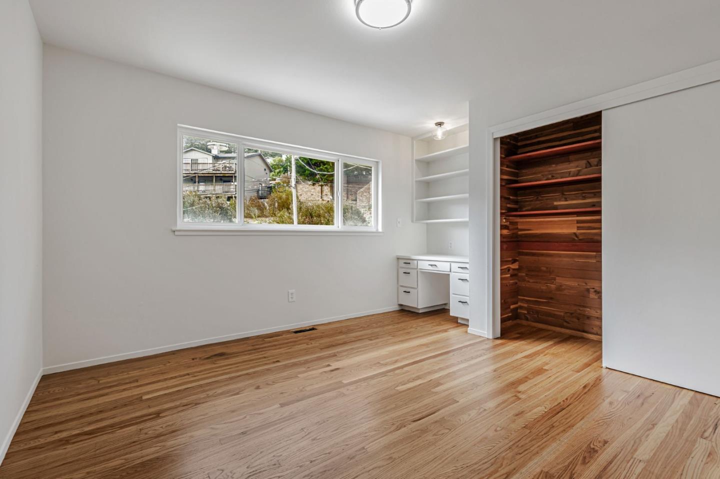 Detail Gallery Image 32 of 68 For 239 San Pedro Ave, Pacifica,  CA 94044 - 4 Beds | 2/1 Baths