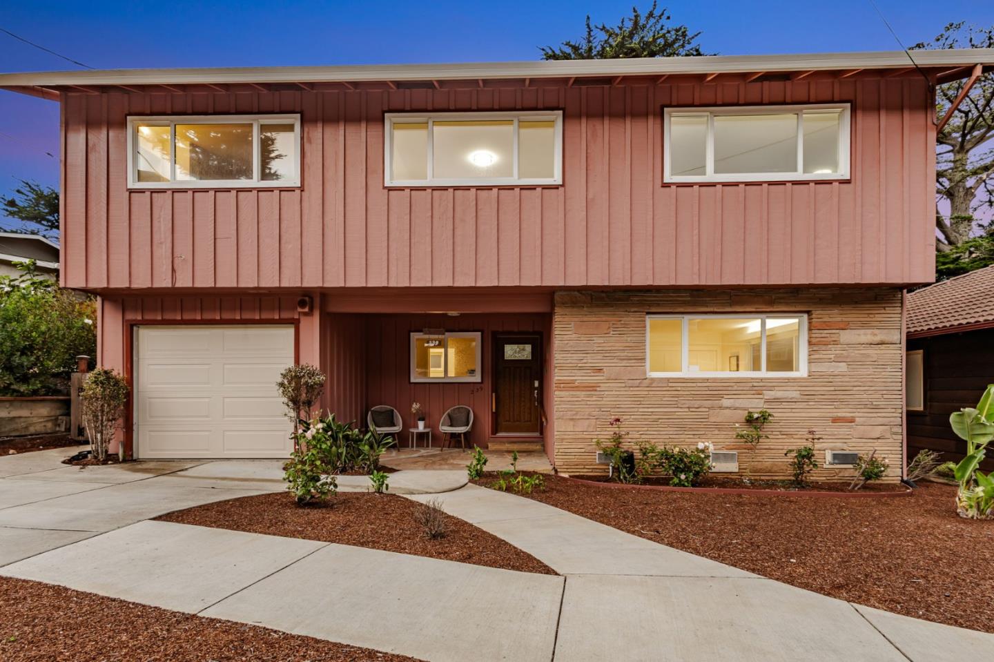 Detail Gallery Image 5 of 68 For 239 San Pedro Ave, Pacifica,  CA 94044 - 4 Beds | 2/1 Baths