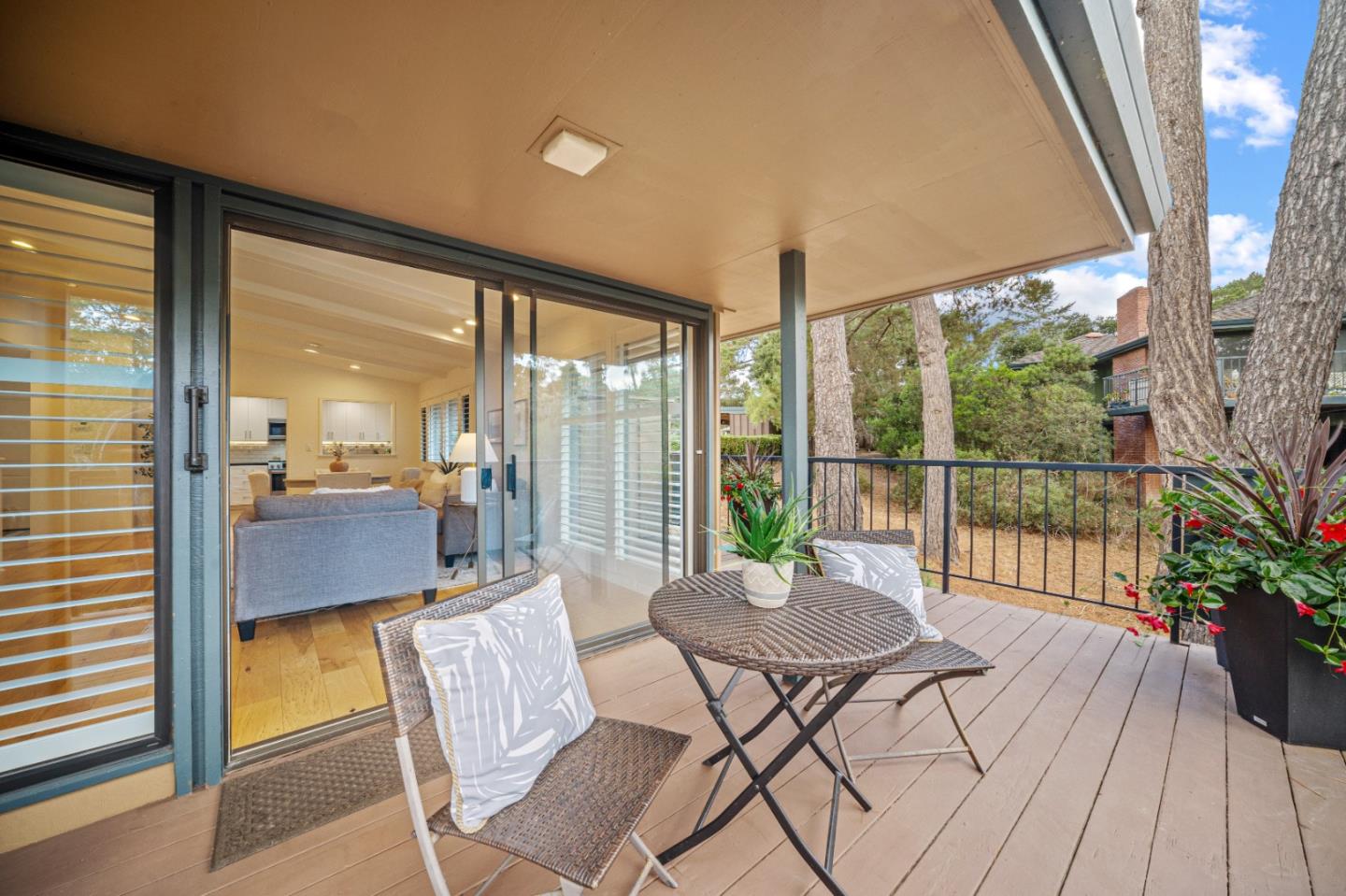 Detail Gallery Image 16 of 51 For 238 Del Mesa Carmel, Carmel,  CA 93923 - 2 Beds | 2 Baths