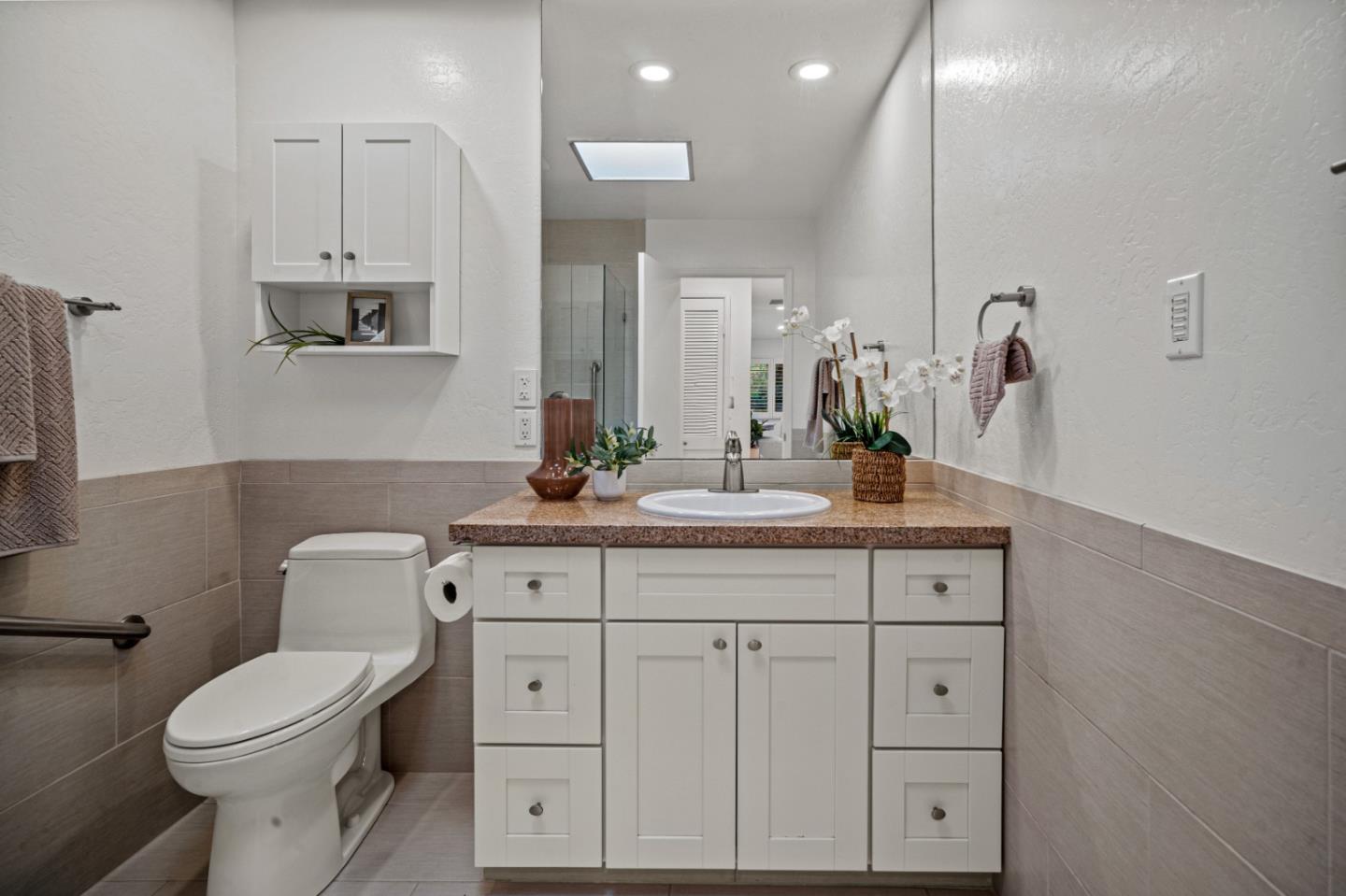 Detail Gallery Image 22 of 51 For 238 Del Mesa Carmel, Carmel,  CA 93923 - 2 Beds | 2 Baths