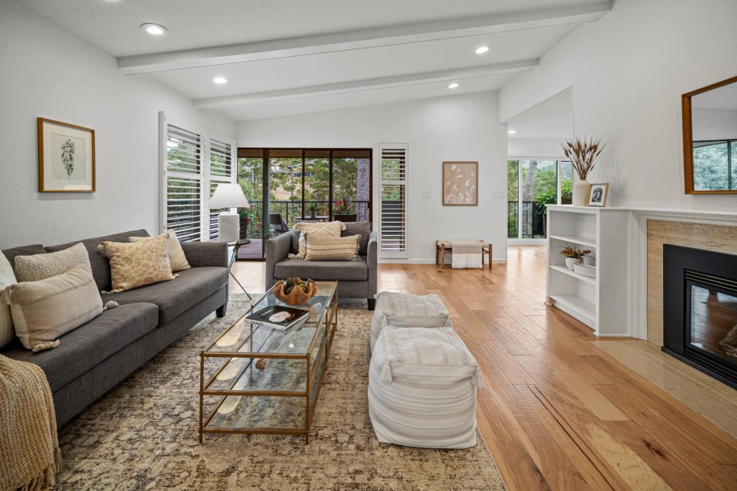 Detail Gallery Image 3 of 51 For 238 Del Mesa Carmel, Carmel,  CA 93923 - 2 Beds | 2 Baths