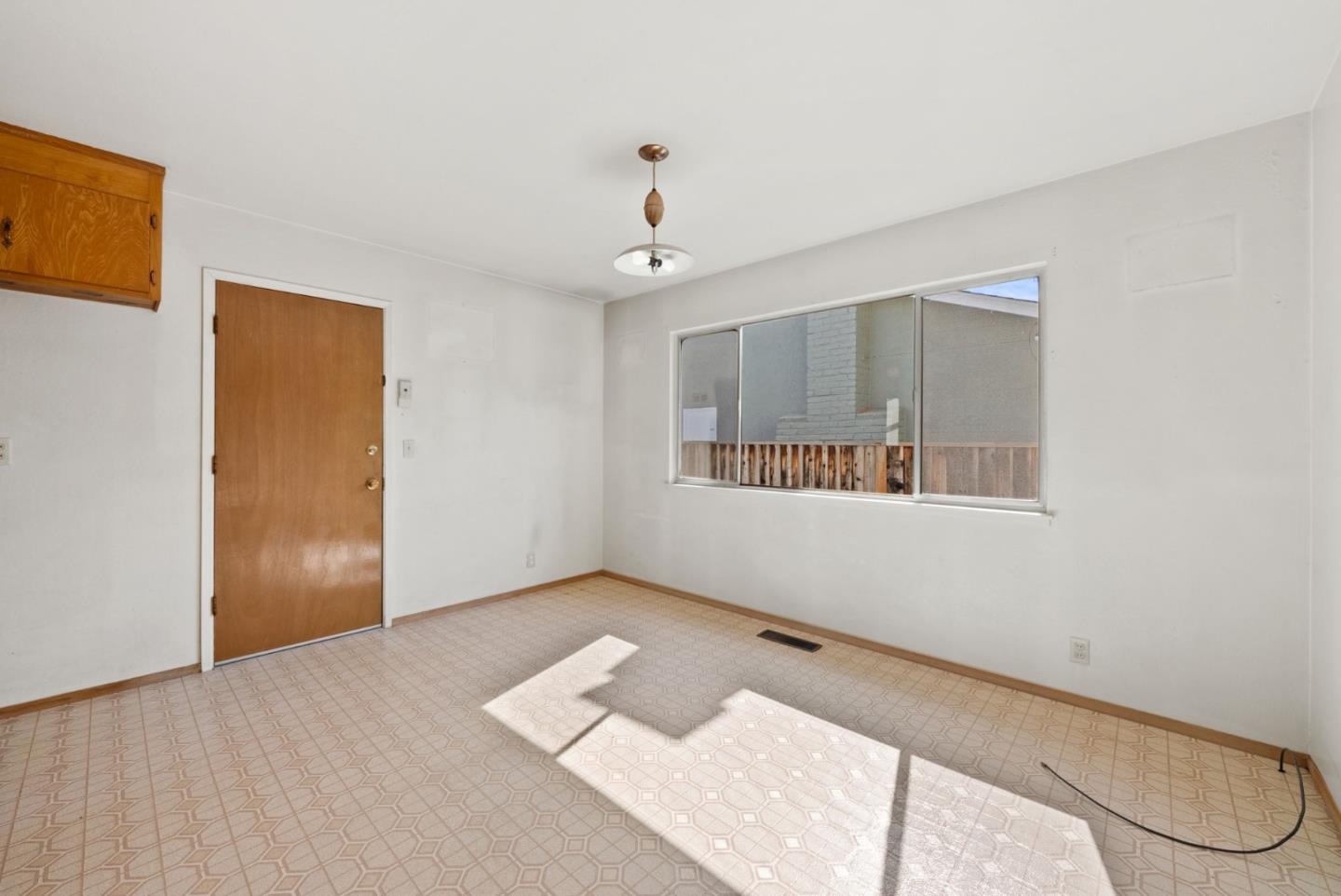 Detail Gallery Image 15 of 43 For 1579 Heron Ave, Sunnyvale,  CA 94087 - 3 Beds | 2 Baths