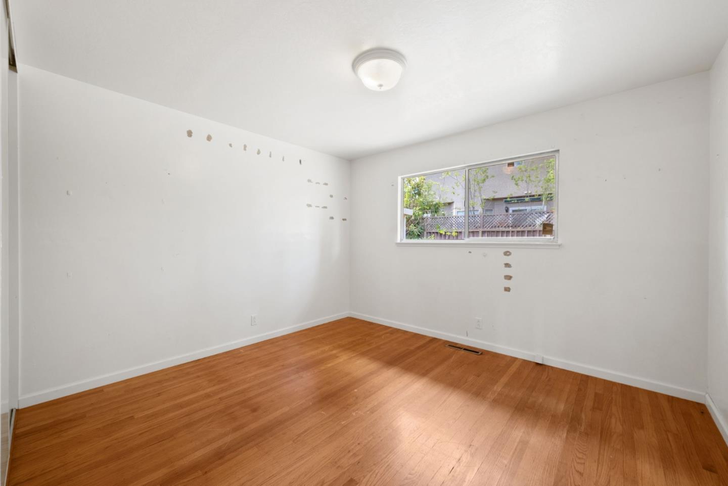 Detail Gallery Image 20 of 43 For 1579 Heron Ave, Sunnyvale,  CA 94087 - 3 Beds | 2 Baths