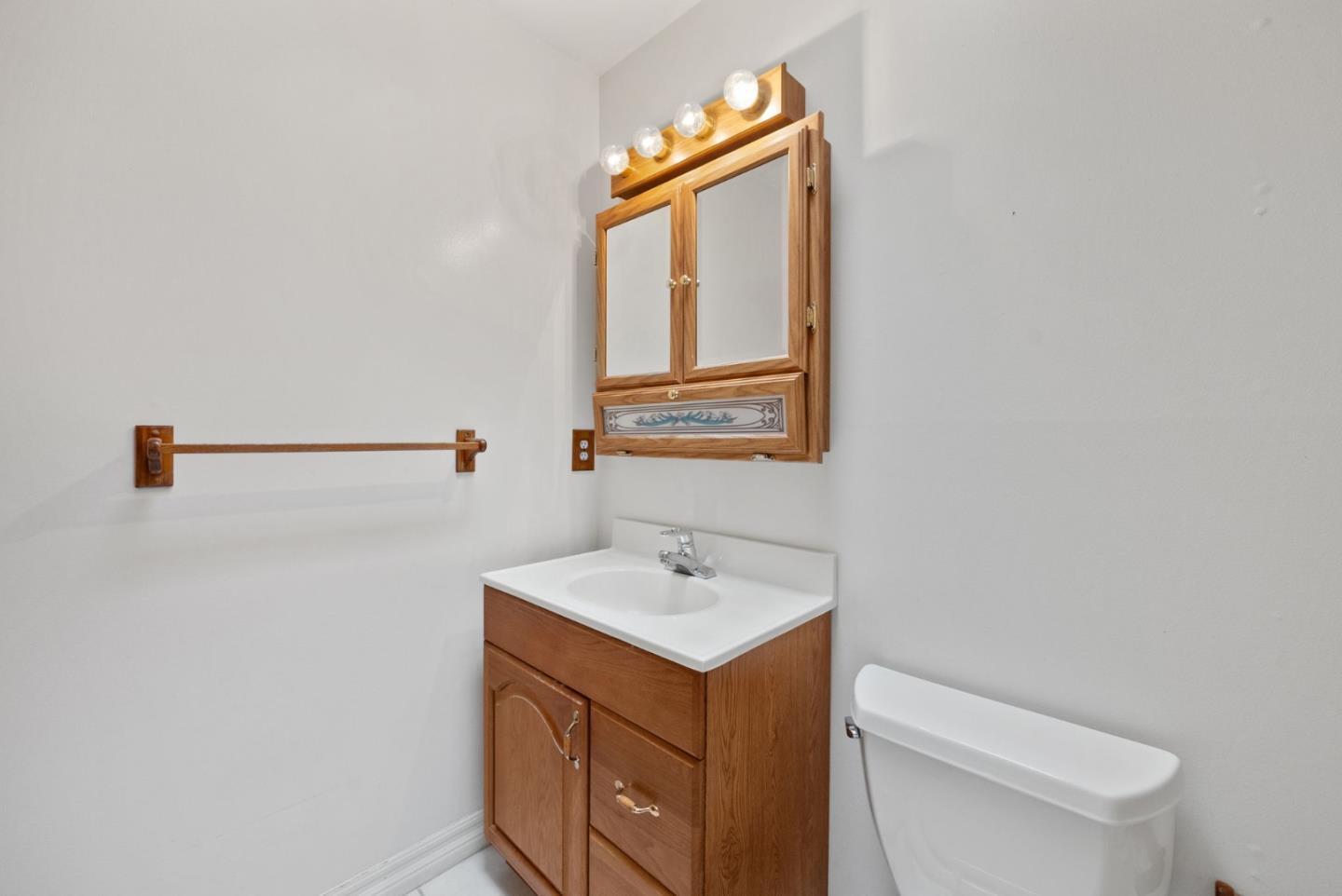 Detail Gallery Image 27 of 43 For 1579 Heron Ave, Sunnyvale,  CA 94087 - 3 Beds | 2 Baths