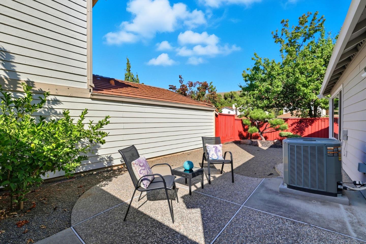 Detail Gallery Image 35 of 36 For 2327 Farmcrest St, Milpitas,  CA 95035 - 2 Beds | 2 Baths