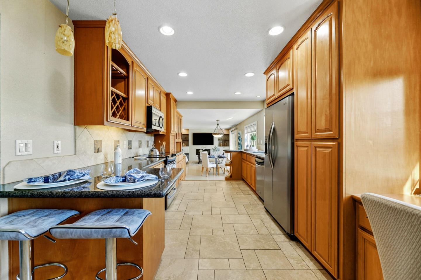 Detail Gallery Image 13 of 39 For 3344 Quesada Dr, San Jose,  CA 95148 - 4 Beds | 2/1 Baths