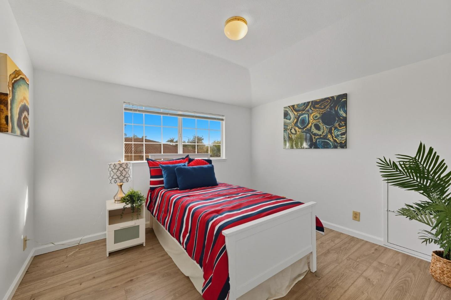 Detail Gallery Image 21 of 39 For 3344 Quesada Dr, San Jose,  CA 95148 - 4 Beds | 2/1 Baths