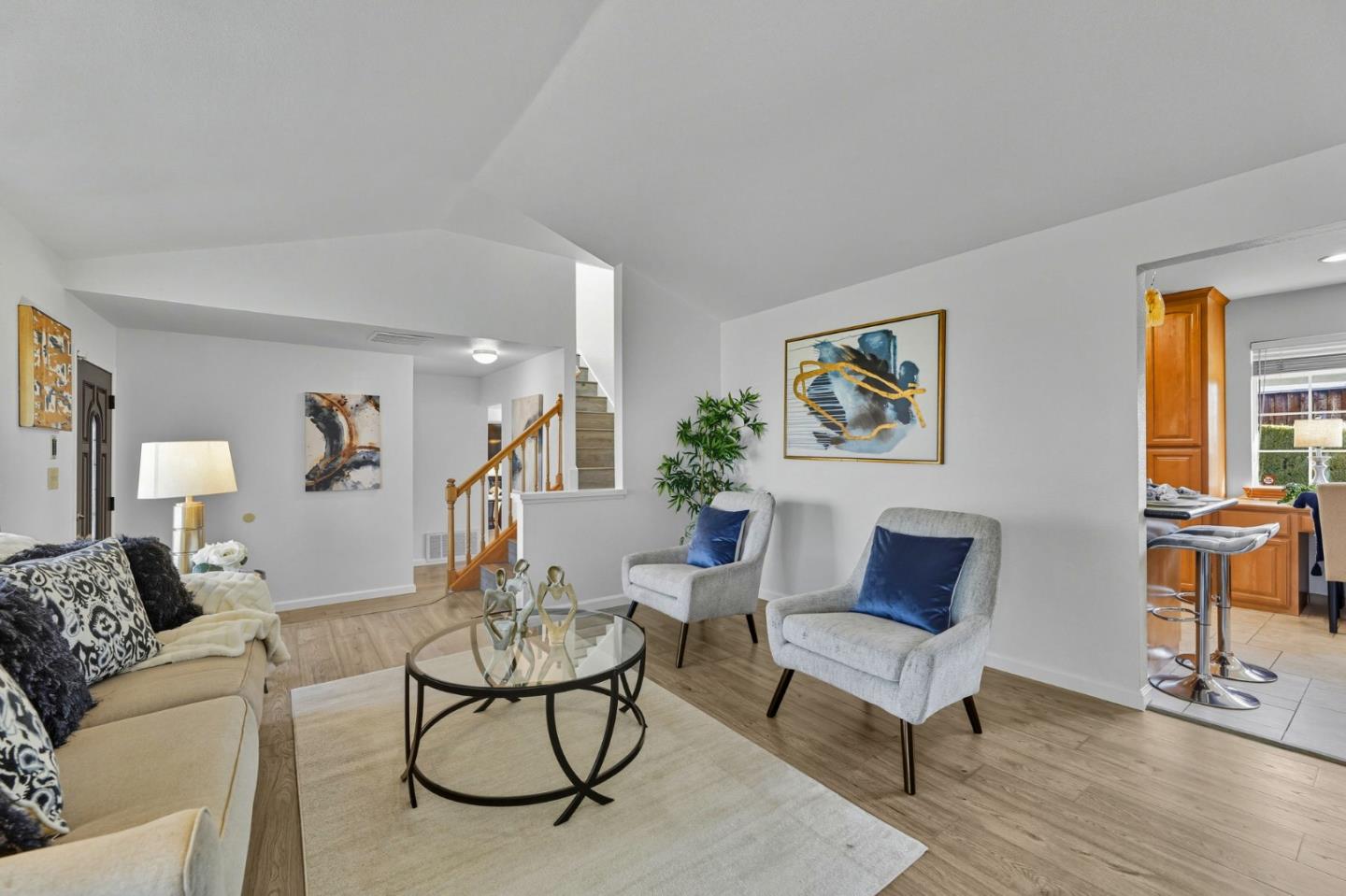 Detail Gallery Image 9 of 39 For 3344 Quesada Dr, San Jose,  CA 95148 - 4 Beds | 2/1 Baths