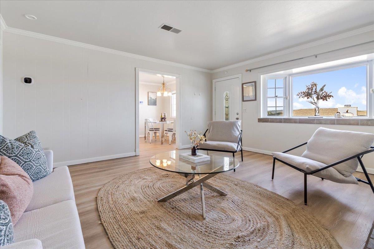 Detail Gallery Image 10 of 38 For 1752 Mendocino St, Seaside,  CA 93955 - 3 Beds | 2 Baths