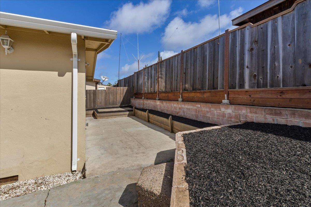 Detail Gallery Image 35 of 38 For 1752 Mendocino St, Seaside,  CA 93955 - 3 Beds | 2 Baths