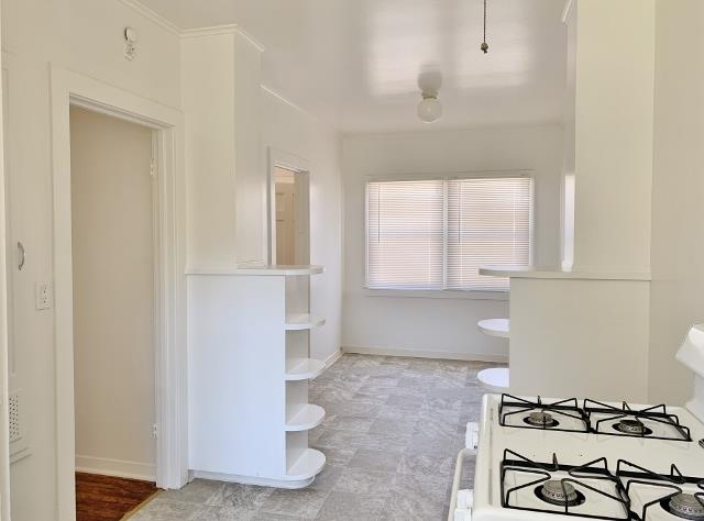 Detail Gallery Image 13 of 30 For 1-6 Hodel Ct, Hollister,  CA 95023 - – Beds | – Baths