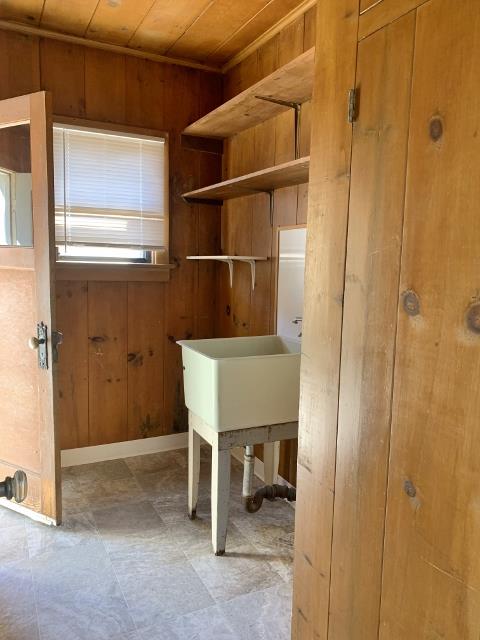 Hodel, Hollister, CA, 95023