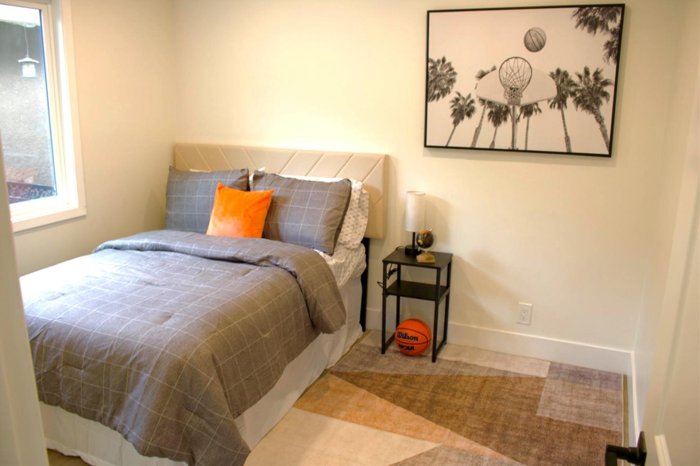 Detail Gallery Image 12 of 30 For 214 S 22nd St, San Jose,  CA 95116 - 5 Beds | 3 Baths