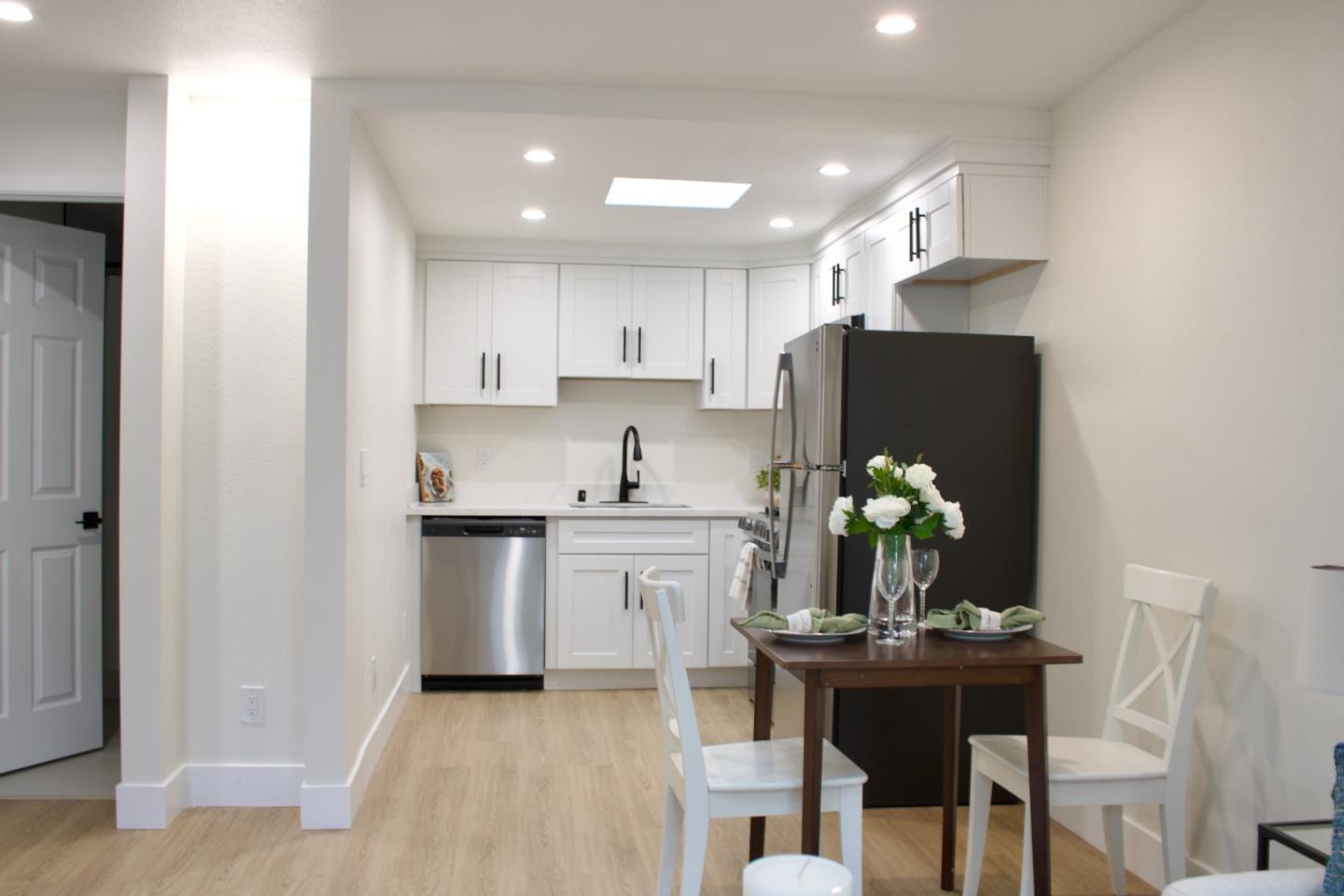 Detail Gallery Image 23 of 30 For 214 S 22nd St, San Jose,  CA 95116 - 5 Beds | 3 Baths