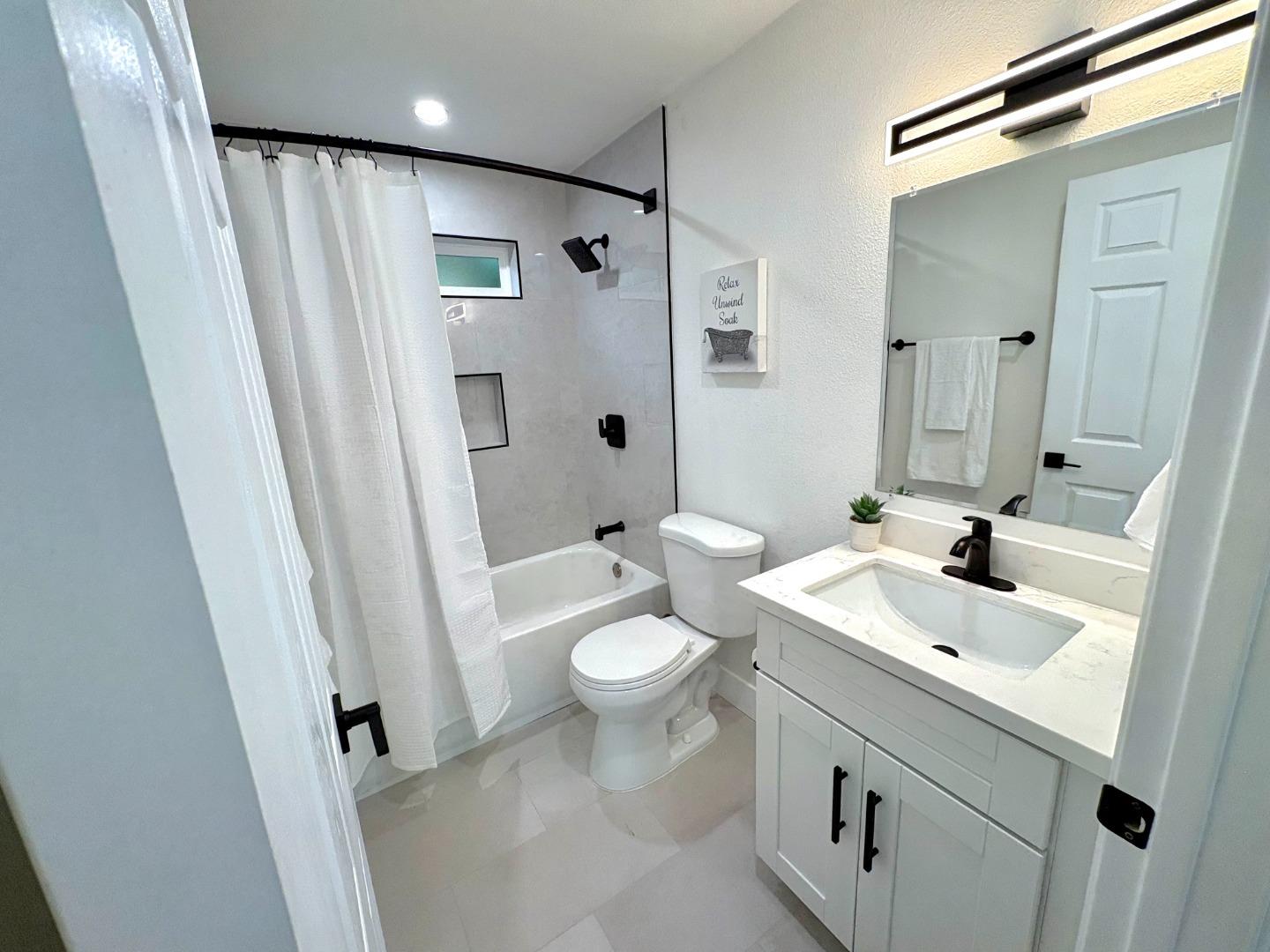 Detail Gallery Image 27 of 30 For 214 S 22nd St, San Jose,  CA 95116 - 5 Beds | 3 Baths