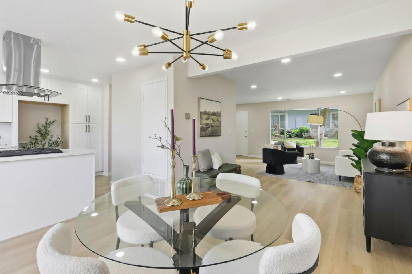 Detail Gallery Image 10 of 47 For 3070 Ironside Ct, San Jose,  CA 95132 - 4 Beds | 2/1 Baths