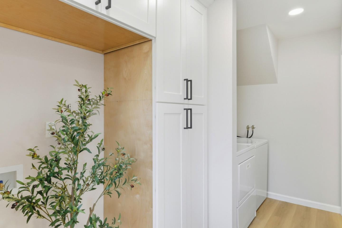 Detail Gallery Image 15 of 47 For 3070 Ironside Ct, San Jose,  CA 95132 - 4 Beds | 2/1 Baths