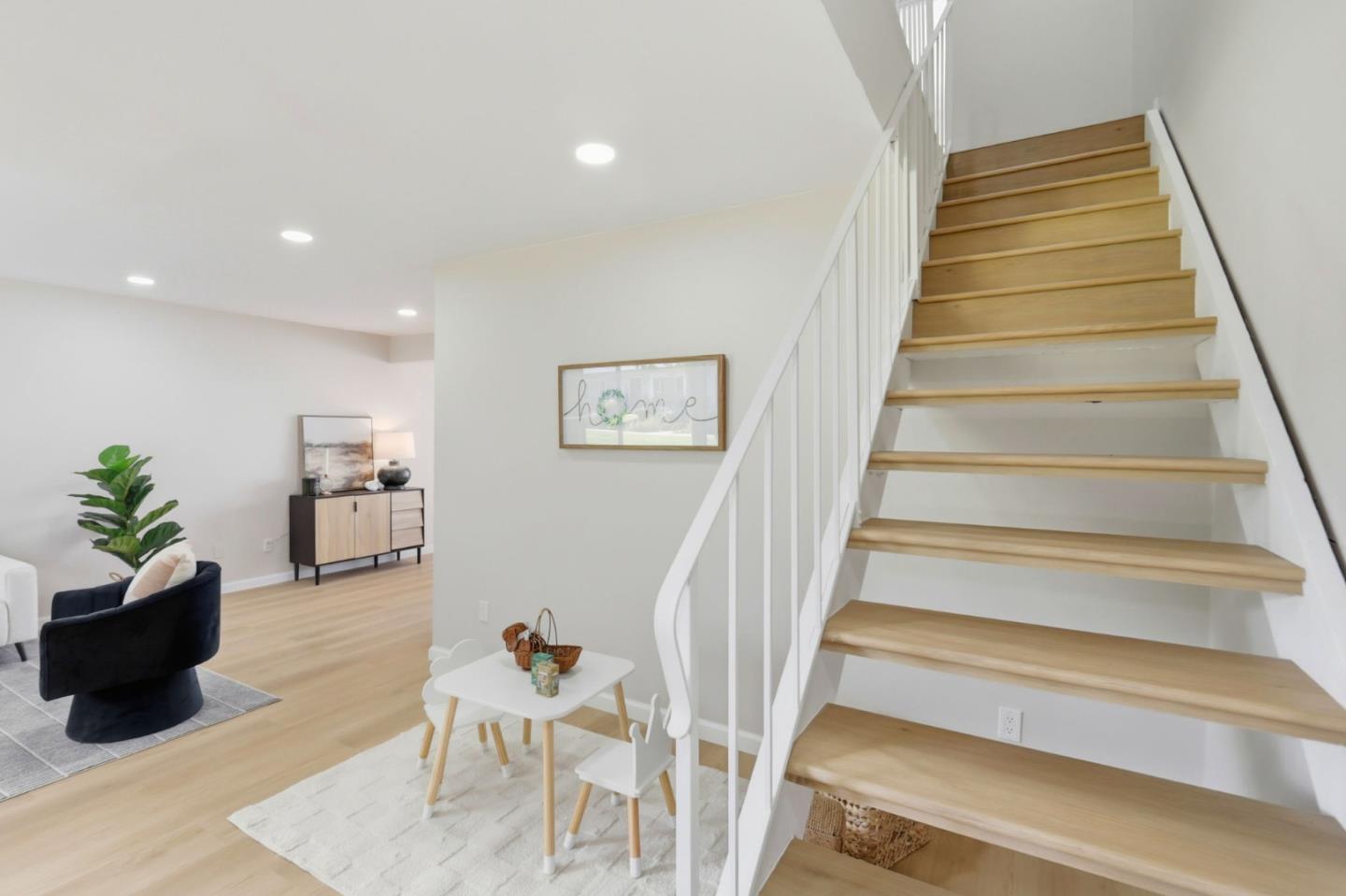 Detail Gallery Image 19 of 47 For 3070 Ironside Ct, San Jose,  CA 95132 - 4 Beds | 2/1 Baths