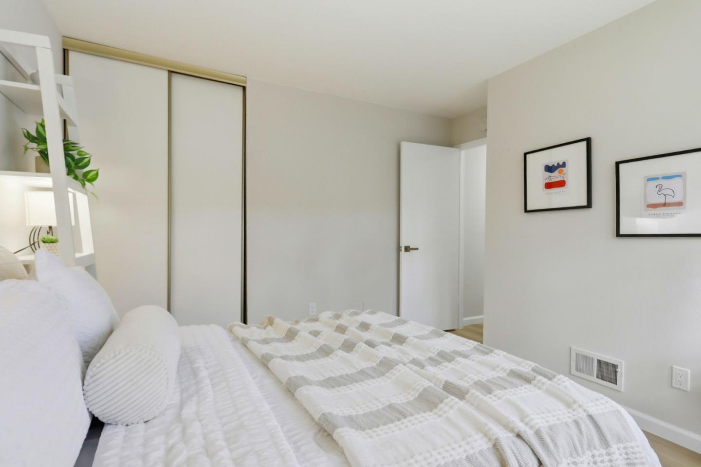 Detail Gallery Image 25 of 47 For 3070 Ironside Ct, San Jose,  CA 95132 - 4 Beds | 2/1 Baths