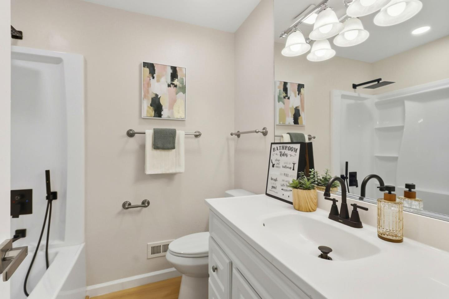 Detail Gallery Image 31 of 47 For 3070 Ironside Ct, San Jose,  CA 95132 - 4 Beds | 2/1 Baths