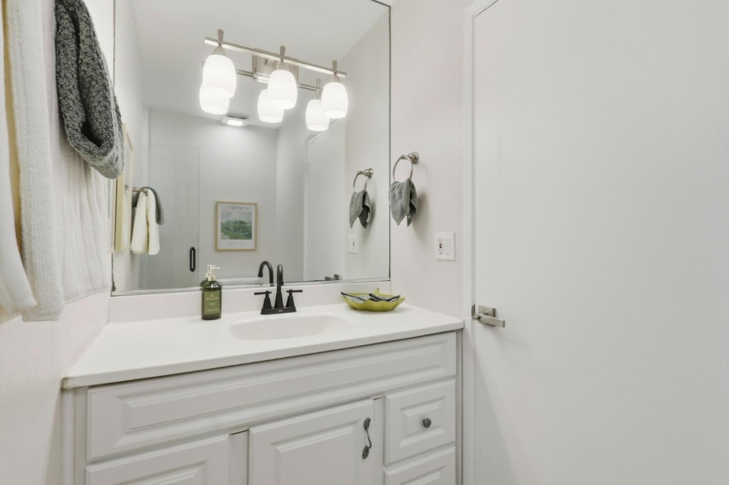 Detail Gallery Image 36 of 47 For 3070 Ironside Ct, San Jose,  CA 95132 - 4 Beds | 2/1 Baths