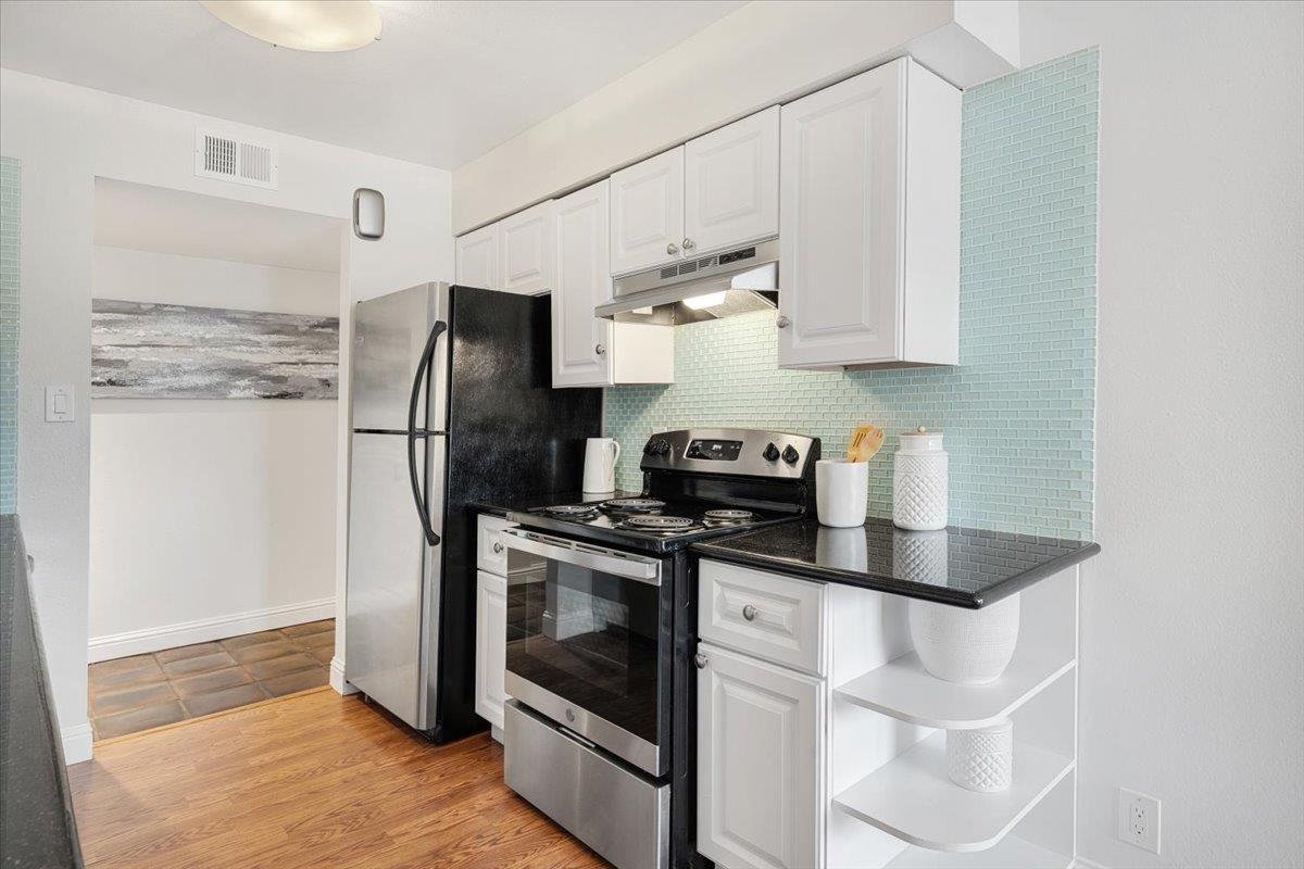 Detail Gallery Image 9 of 42 For 1925 46th Ave #158,  Capitola,  CA 95010 - 3 Beds | 2 Baths