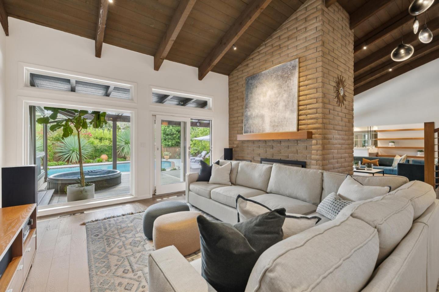 Detail Gallery Image 13 of 87 For 1238 Wooded Hills Dr, San Jose,  CA 95120 - 4 Beds | 2/1 Baths