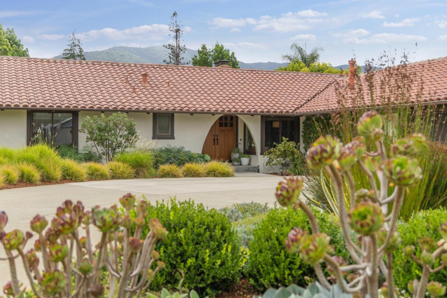 Detail Gallery Image 5 of 87 For 1238 Wooded Hills Dr, San Jose,  CA 95120 - 4 Beds | 2/1 Baths